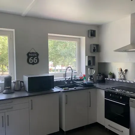 L'amiral - 6 Pers-parking Gratuit- Fibre-spacieux Appartement *