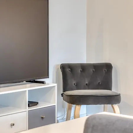 Apartment L'amiral - 6 Pers-parking Gratuit- Fibre-spacieux