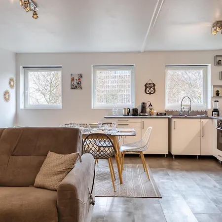 Apartment L'amiral - 6 Pers-parking Gratuit- Fibre-spacieux