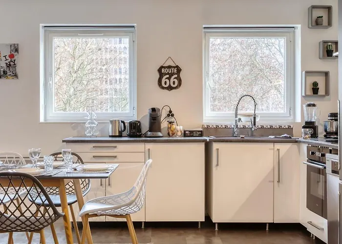 L'amiral - 6 Pers-parking Gratuit- Fibre-spacieux Appartement *