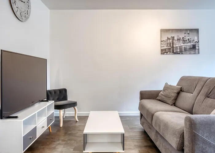 L'amiral - 6 Pers-parking Gratuit- Fibre-spacieux Appartement